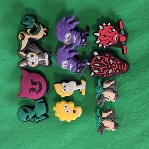 Crocs Jibbitz Bundle of 12 Star Wars Alien Simpsons Scooby Doo Pokemon New